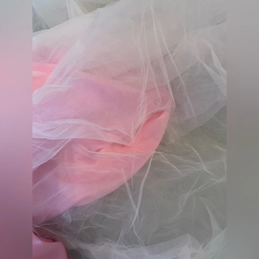 N/A tutu table